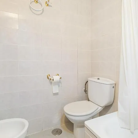 아파트 Pet Friendly In With Kitchen *